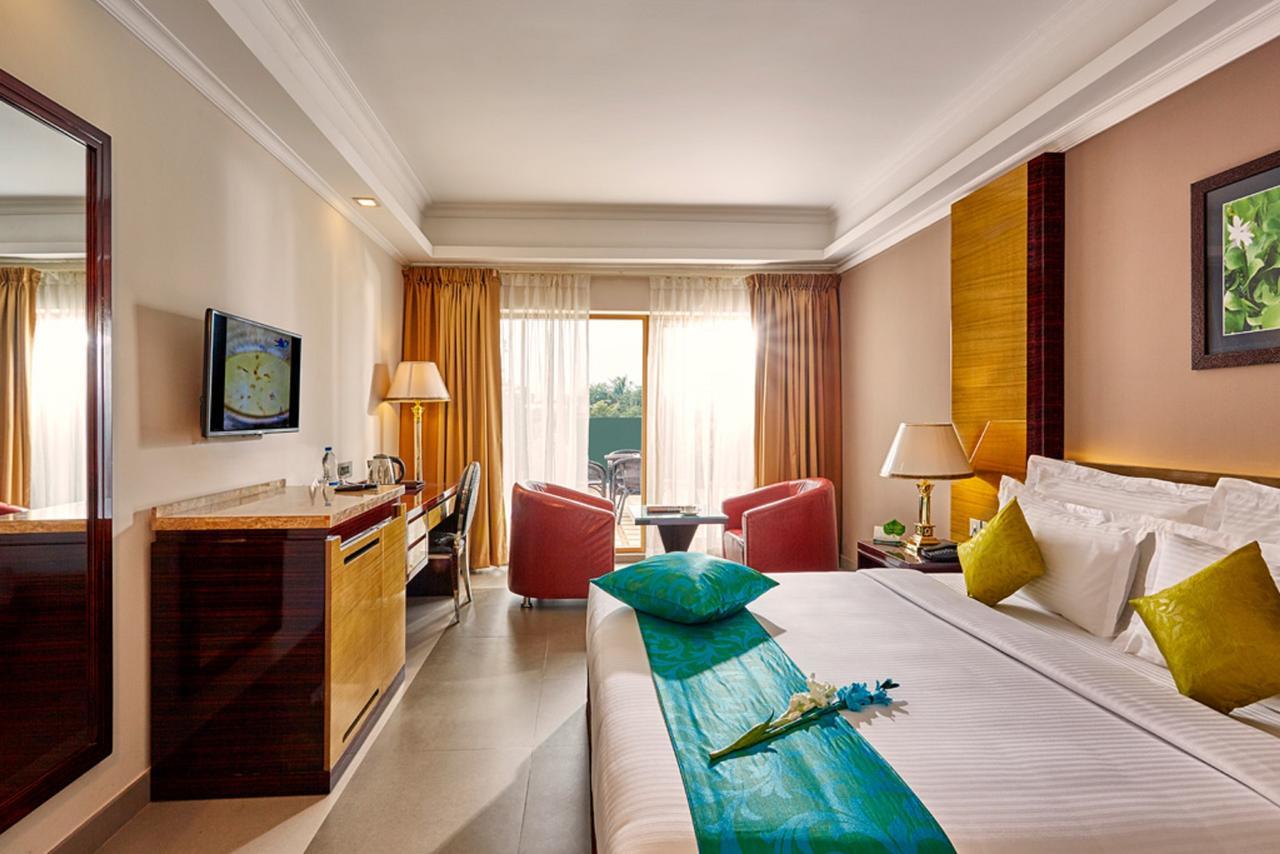 Hotel Bonanza Alappuzha Dış mekan fotoğraf